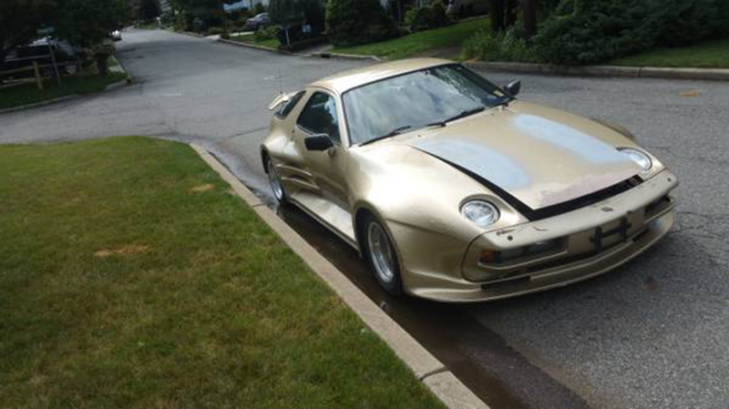 Illustration for article titled Which One Of You Is Going To Buy This $4,000 Porsche 928